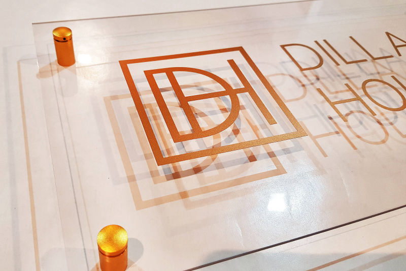 tablica na dystansach